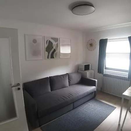 Studio Apartment Lenchy Zagreb Exterior photo